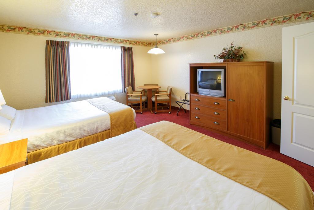 Murphys Suites Екстер'єр фото